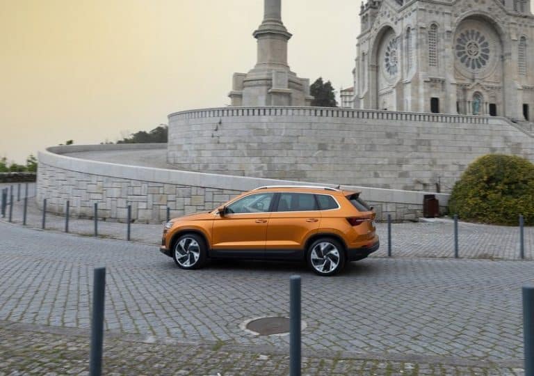 Škoda Karoq : SUV urbain de caractère et connecté – Škoda