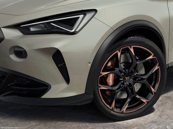 qui fabrique la marque Cupra