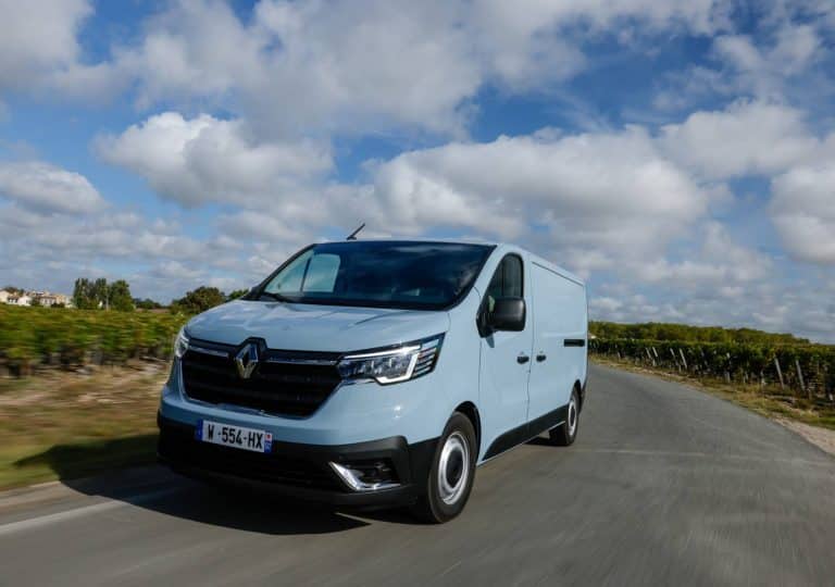 Renault Trafic occasion utilitaires places