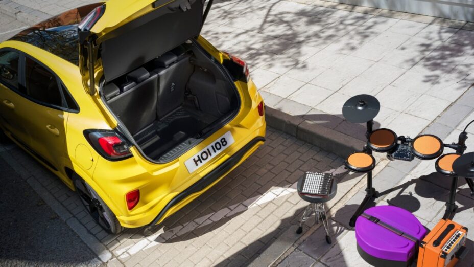 Ford Puma Gen e coffre Mega Box