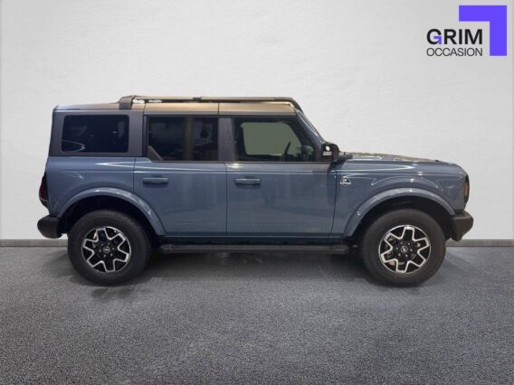 ford bronco l v ecoboost ch powershift outer banks