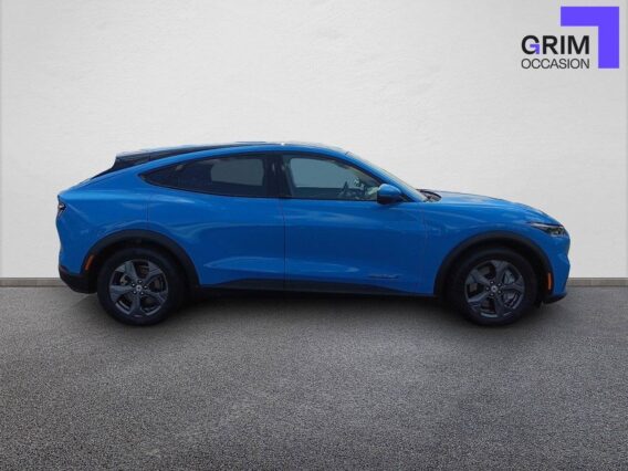 ford mustang mach e extended range kwh ch