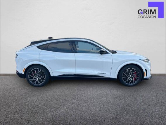 ford mustang mach e extended range kwh ch awd gt