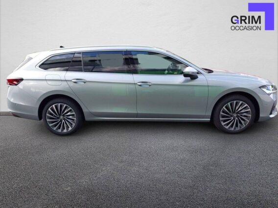 skoda superb combi tsi mhev ch act dsg laurin klement