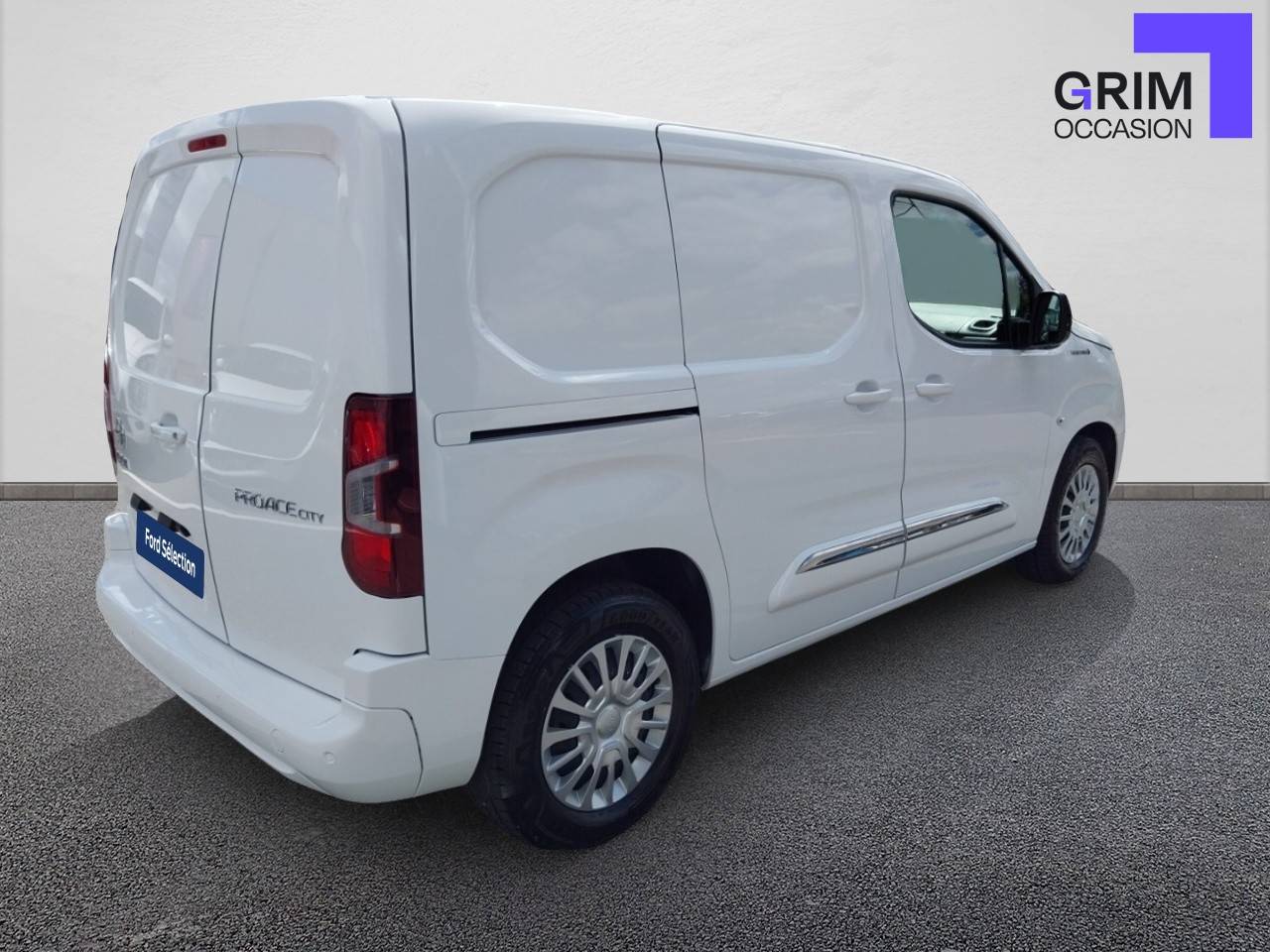 toyota proace city electric medium kwh business