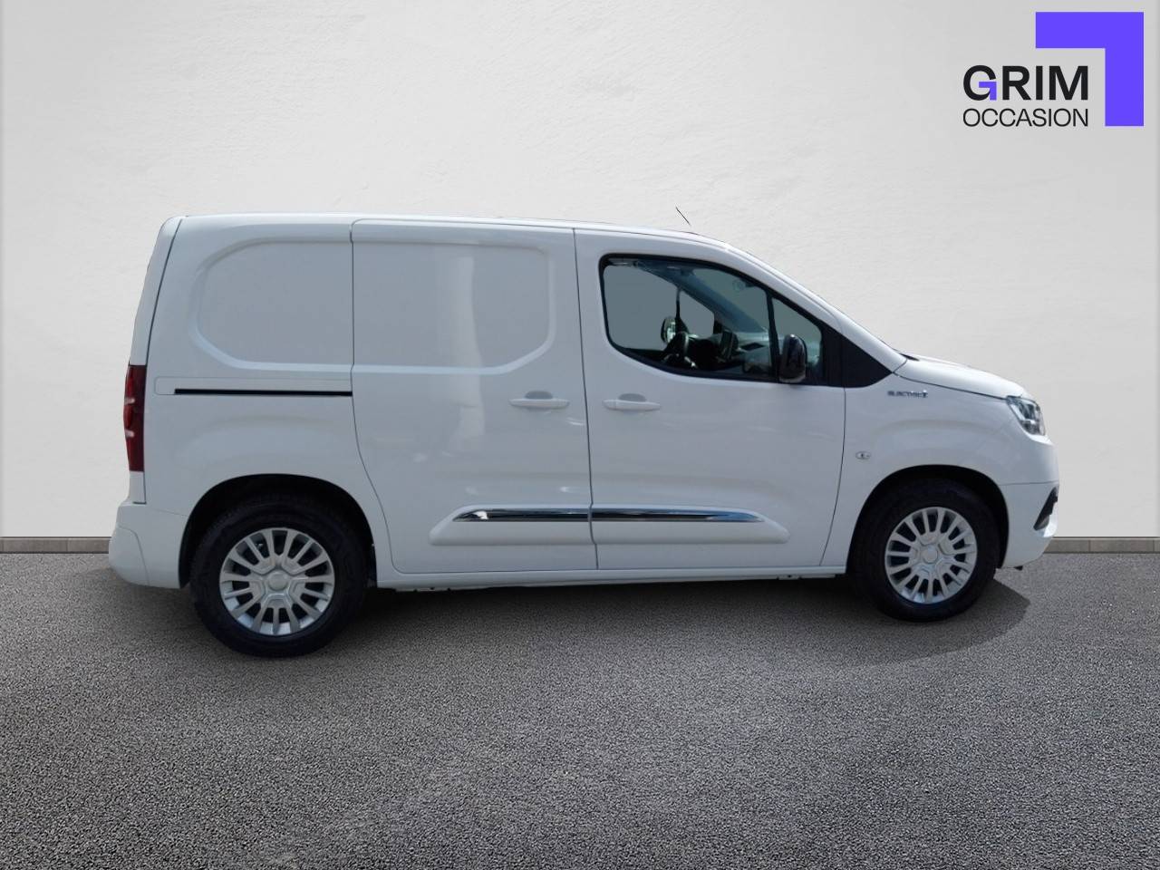 toyota proace city electric medium kwh business