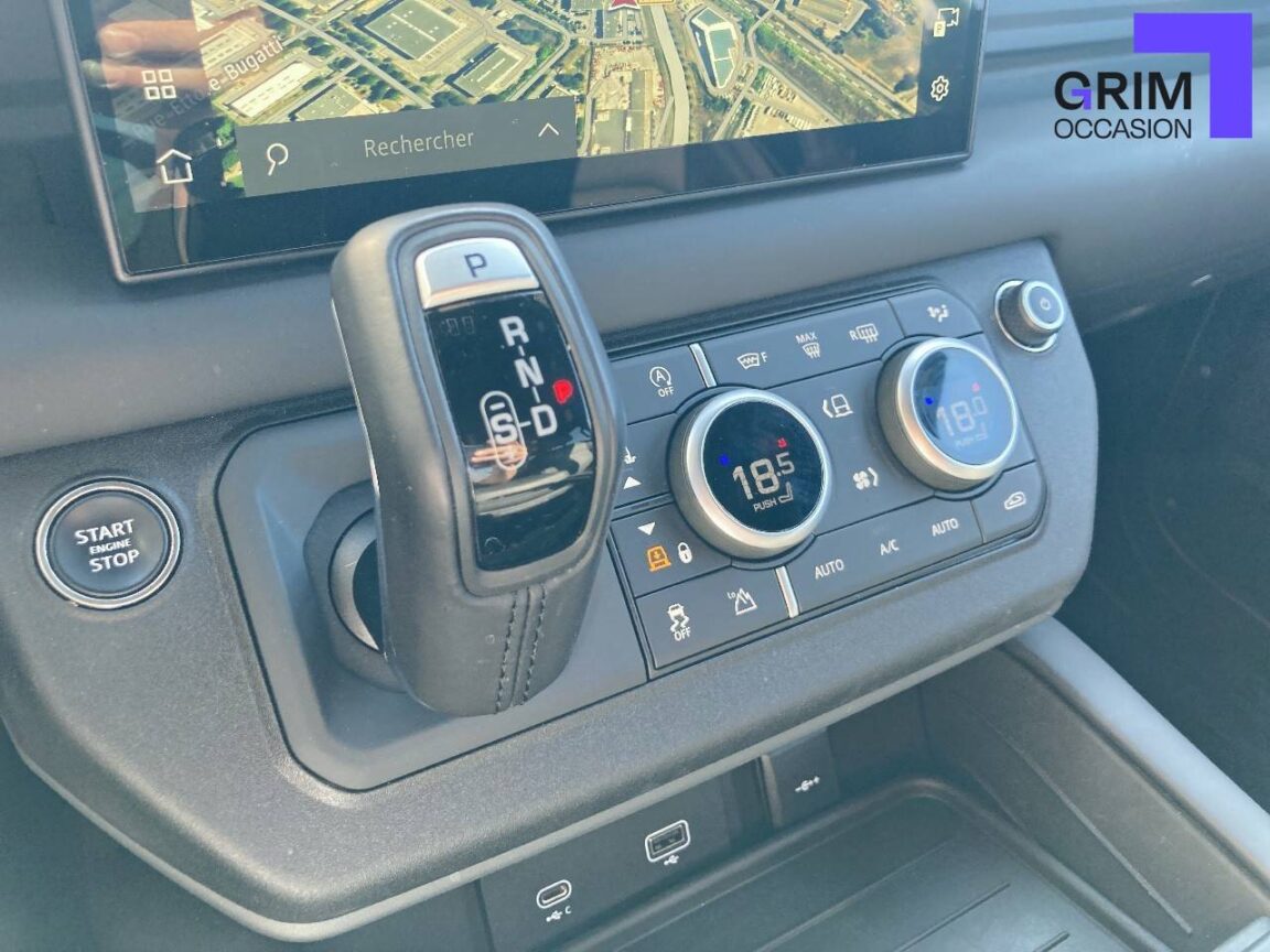 land rover defender p mhev bva x dynamic deriv vp places hse