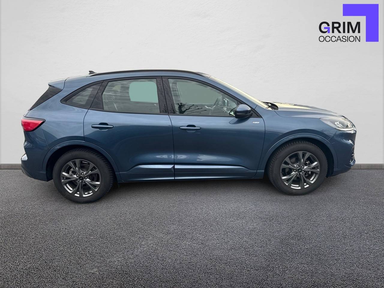 ford kuga duratec ch flexifuel fhev e powershift st line