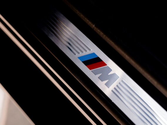 quelle est la différence entre une bmw m et un pack m