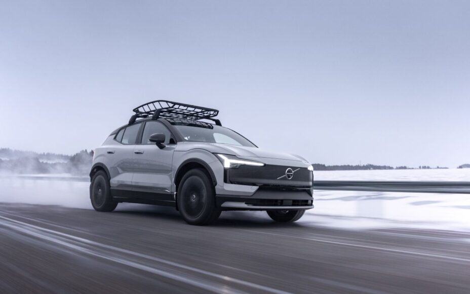 volvo ex30 cross country occasion