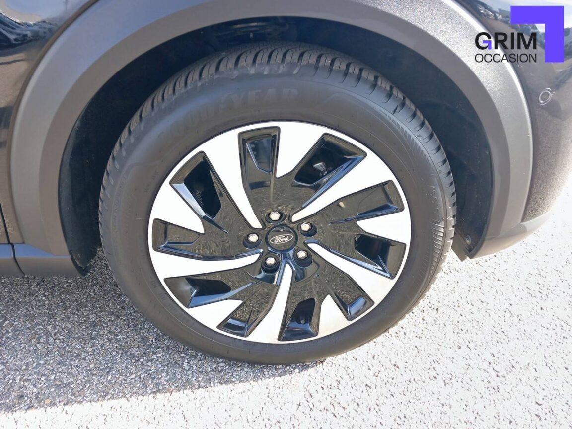 ford puma flexifuel ch mhev ss bvm titanium business