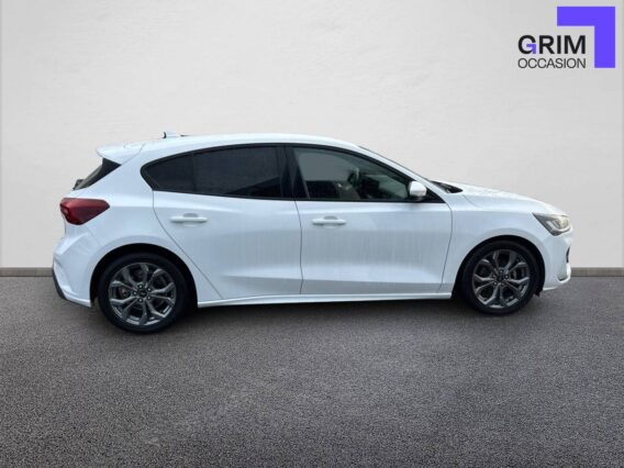 ford focus flexifuel ss mhev st line design