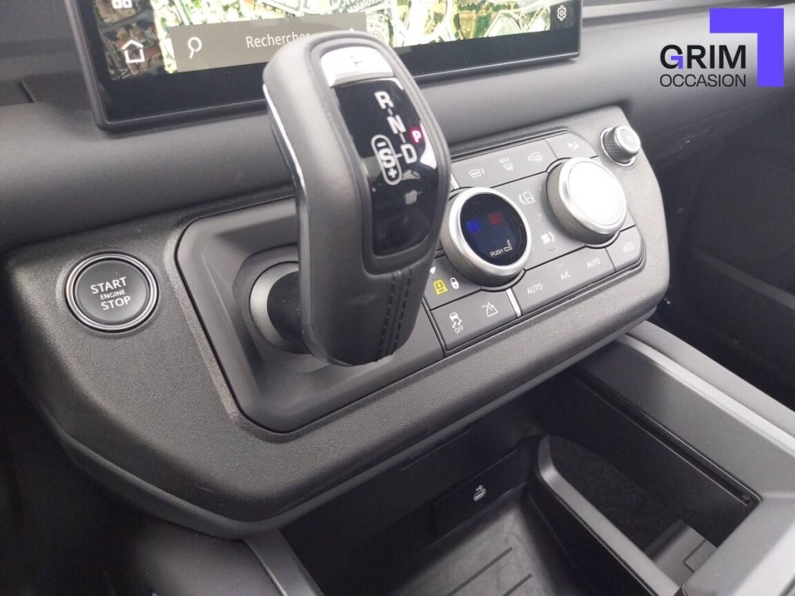 land rover defender pe phev bva x dynamic se