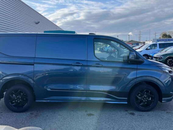 ford transit custom fourgon lh duratec ch phev cvt sport