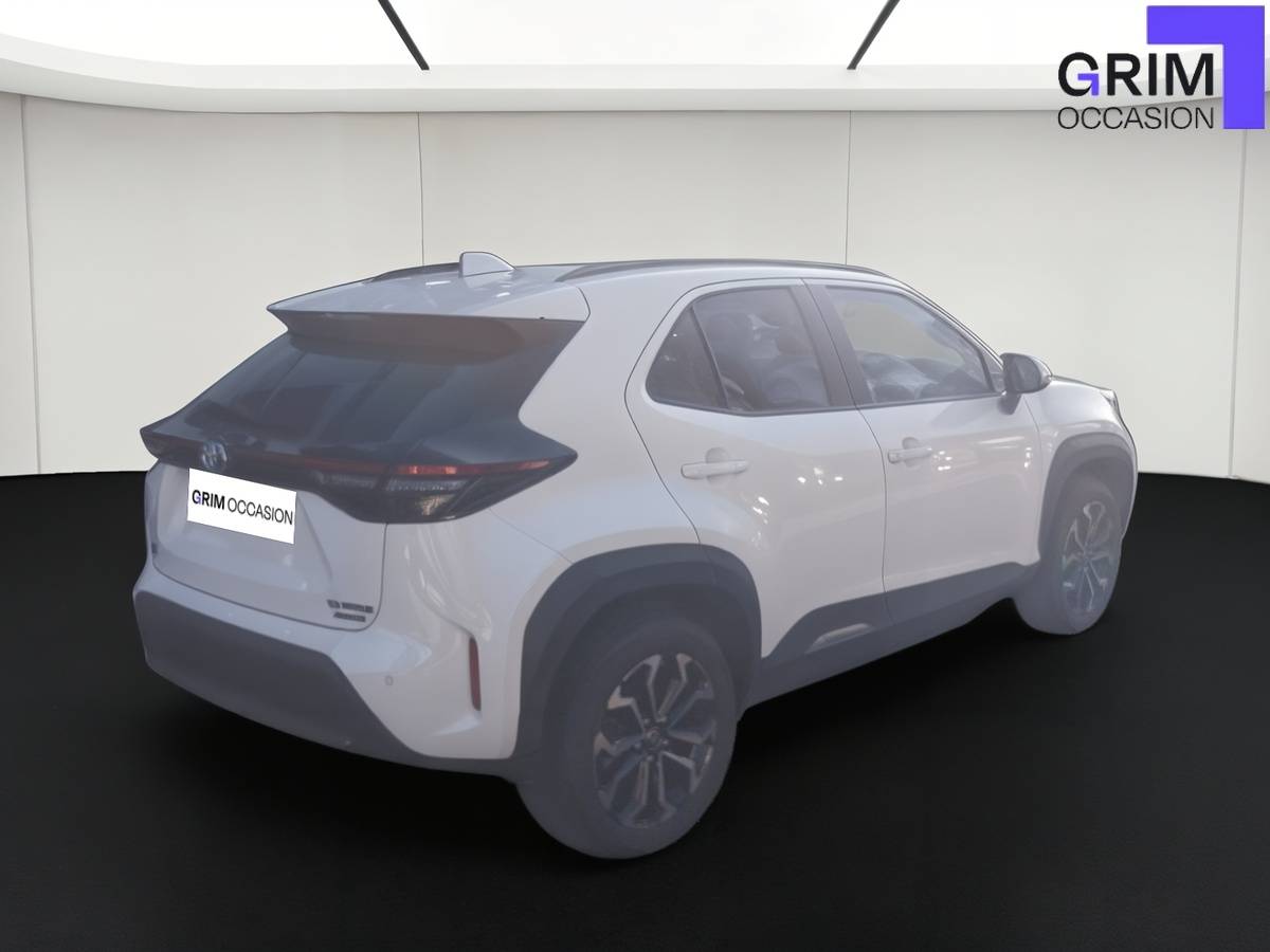 toyota yaris cross hybride h awd i design