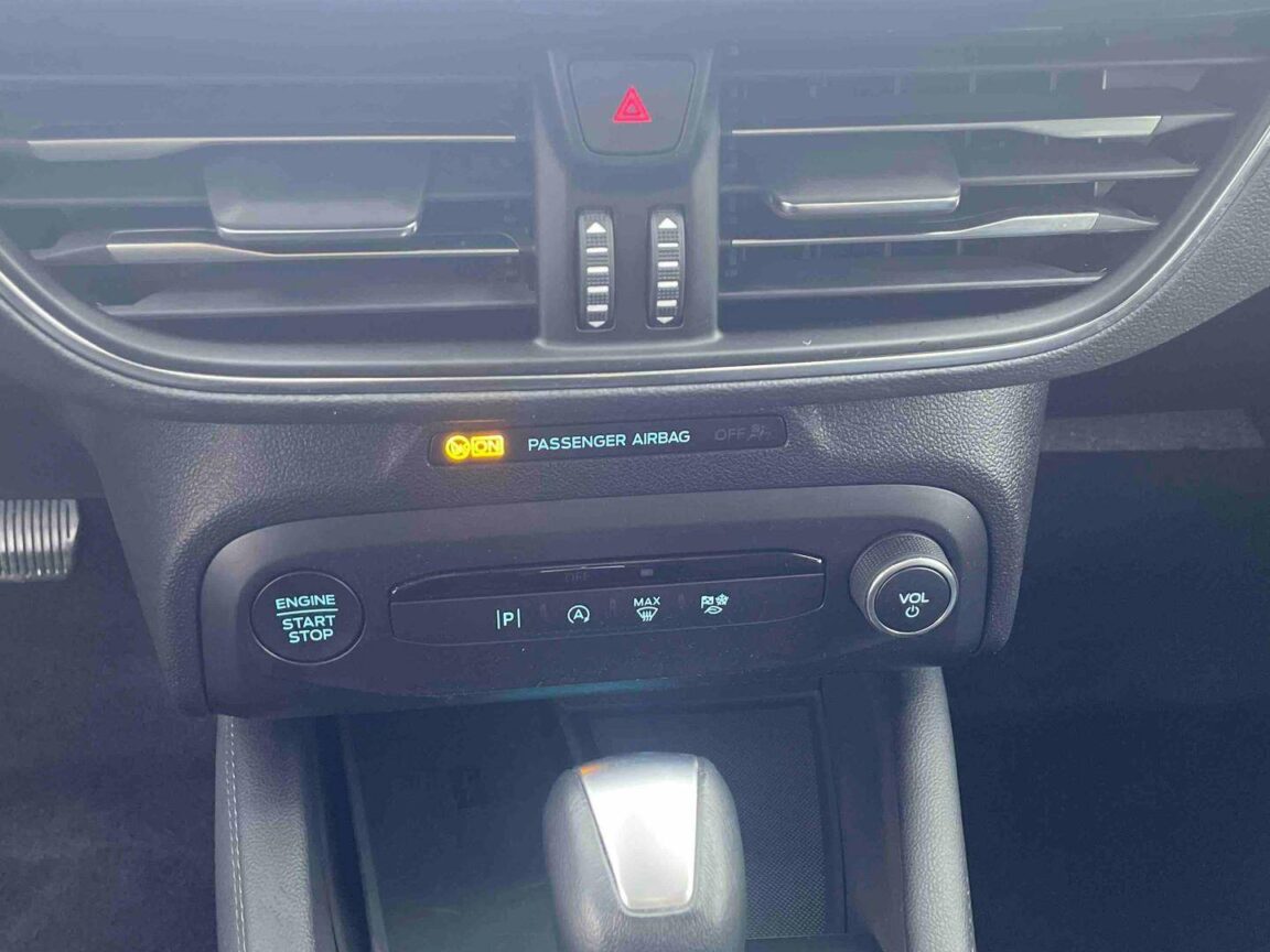 ford focus flexifuel ss mhev powershift active x