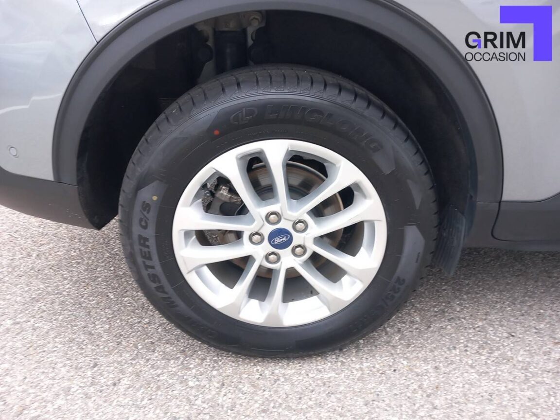 ford kuga duratec ch flexifuel fhev e powershift titanium