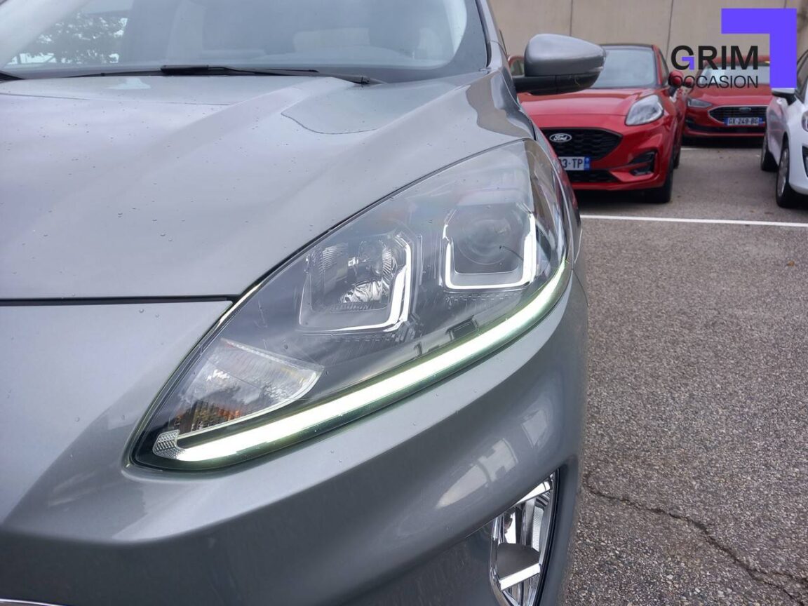 ford kuga duratec ch flexifuel fhev e powershift titanium