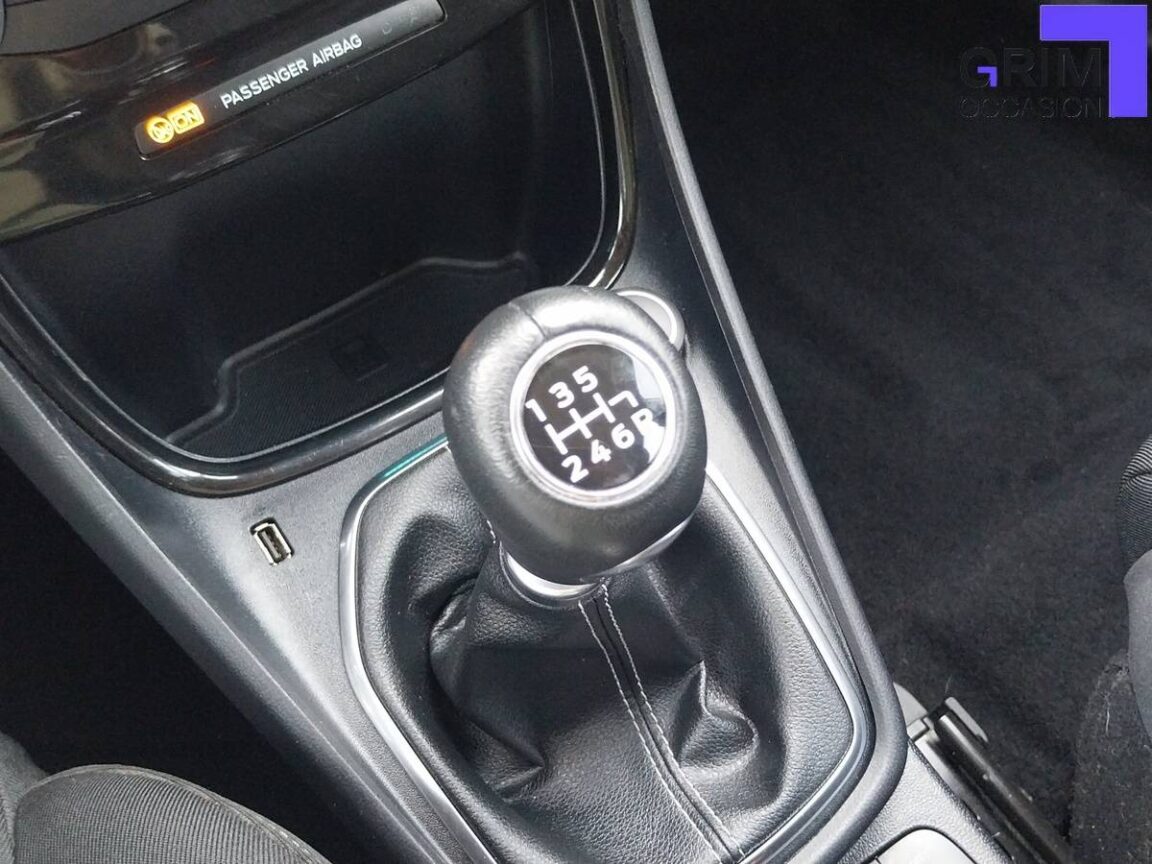 ford puma flexifuel ch mhev ss bvm titanium business