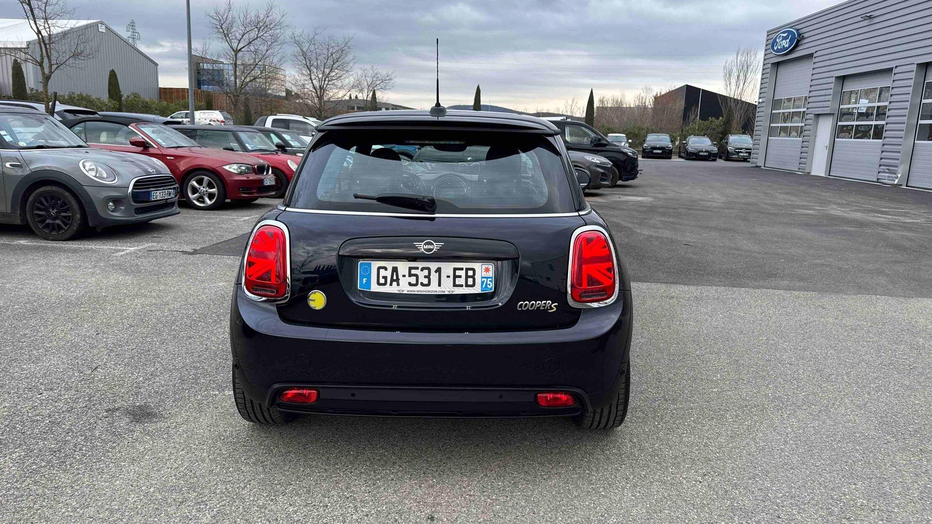 mini hatch portes cooper se ch finition mini yours