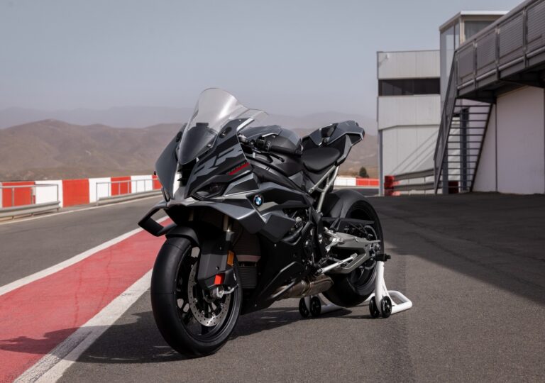 bmw s 1000 rr performances