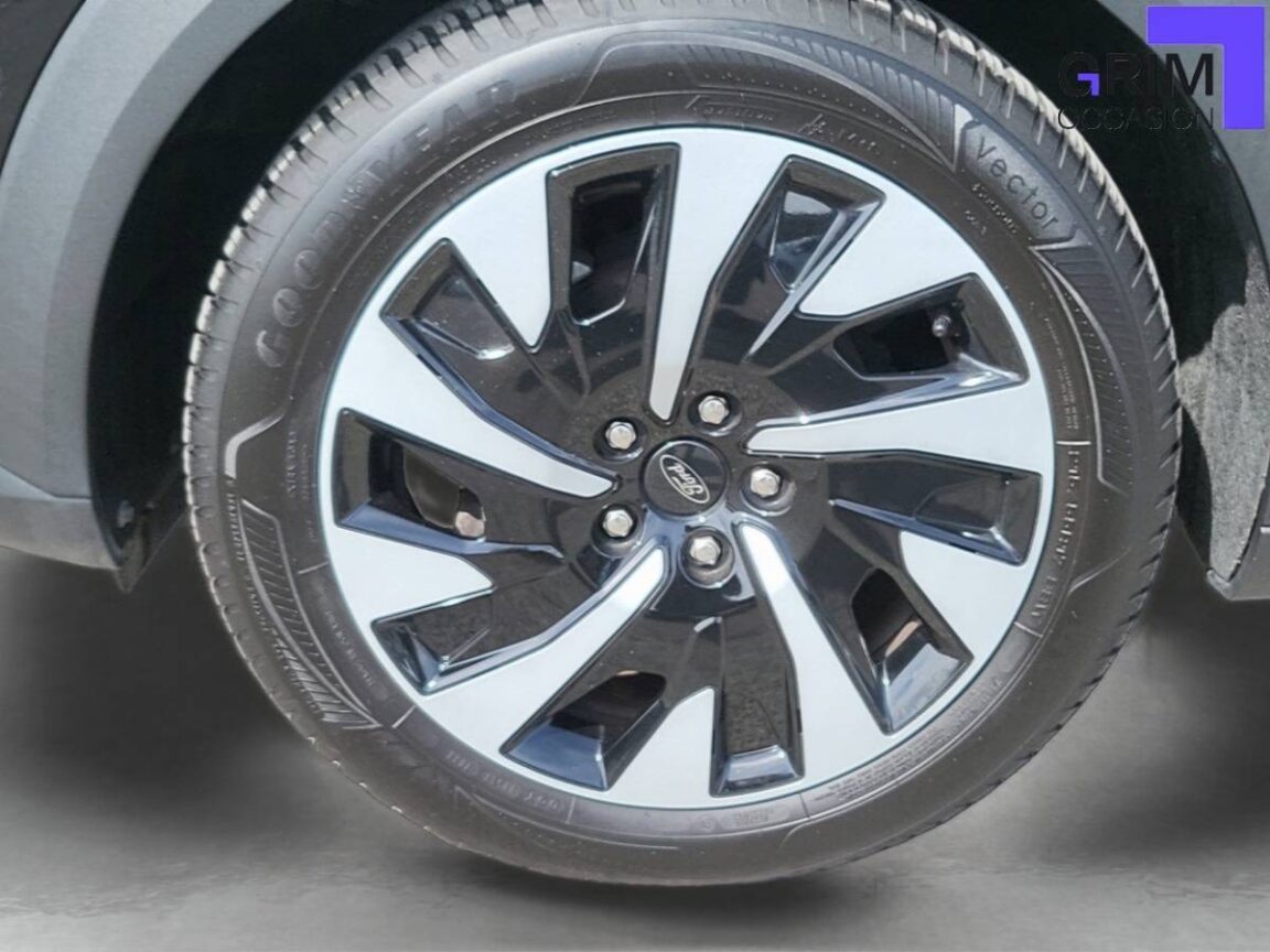 ford puma flexifuel ch mhev ss bvm titanium business