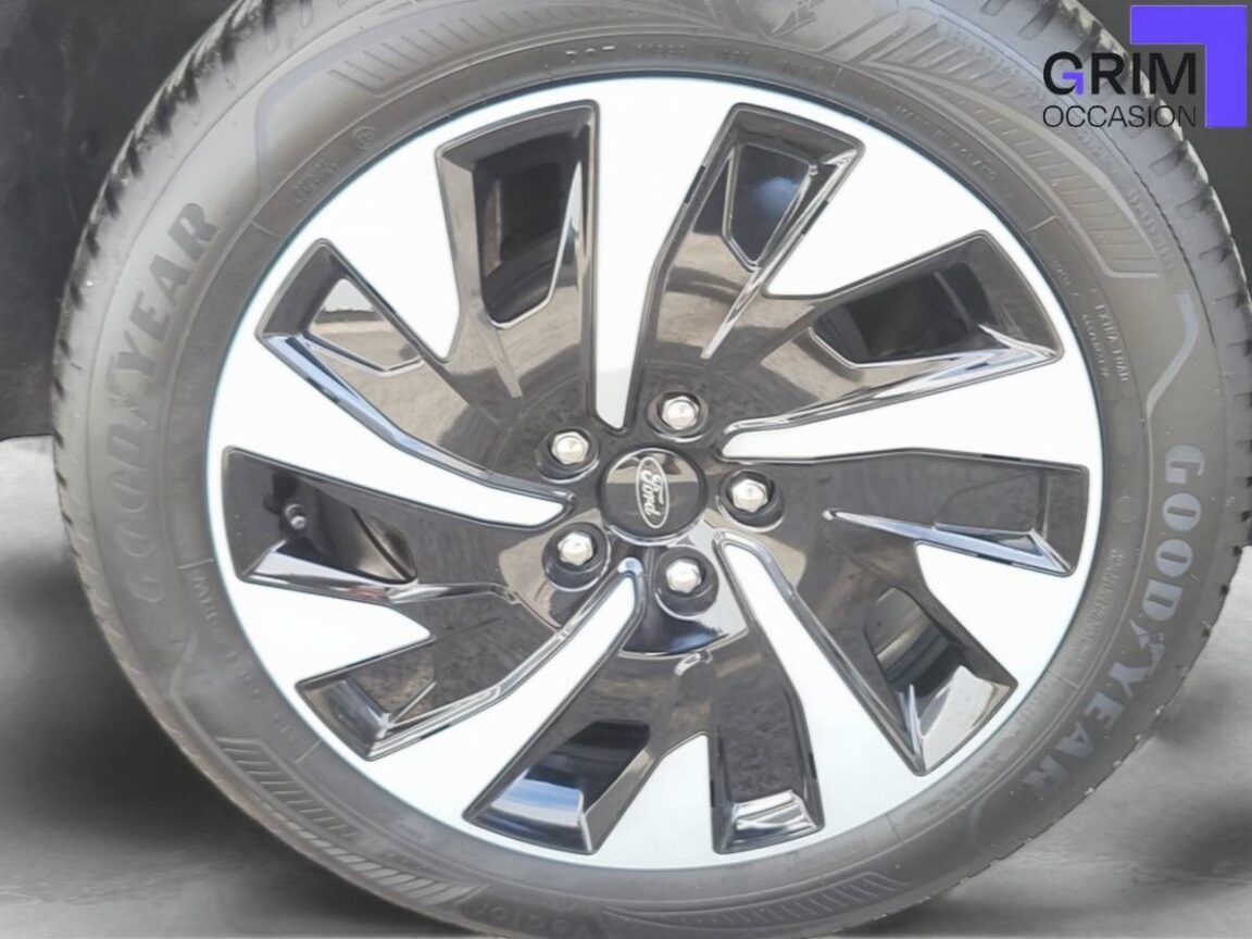 ford puma flexifuel ch mhev ss bvm titanium business