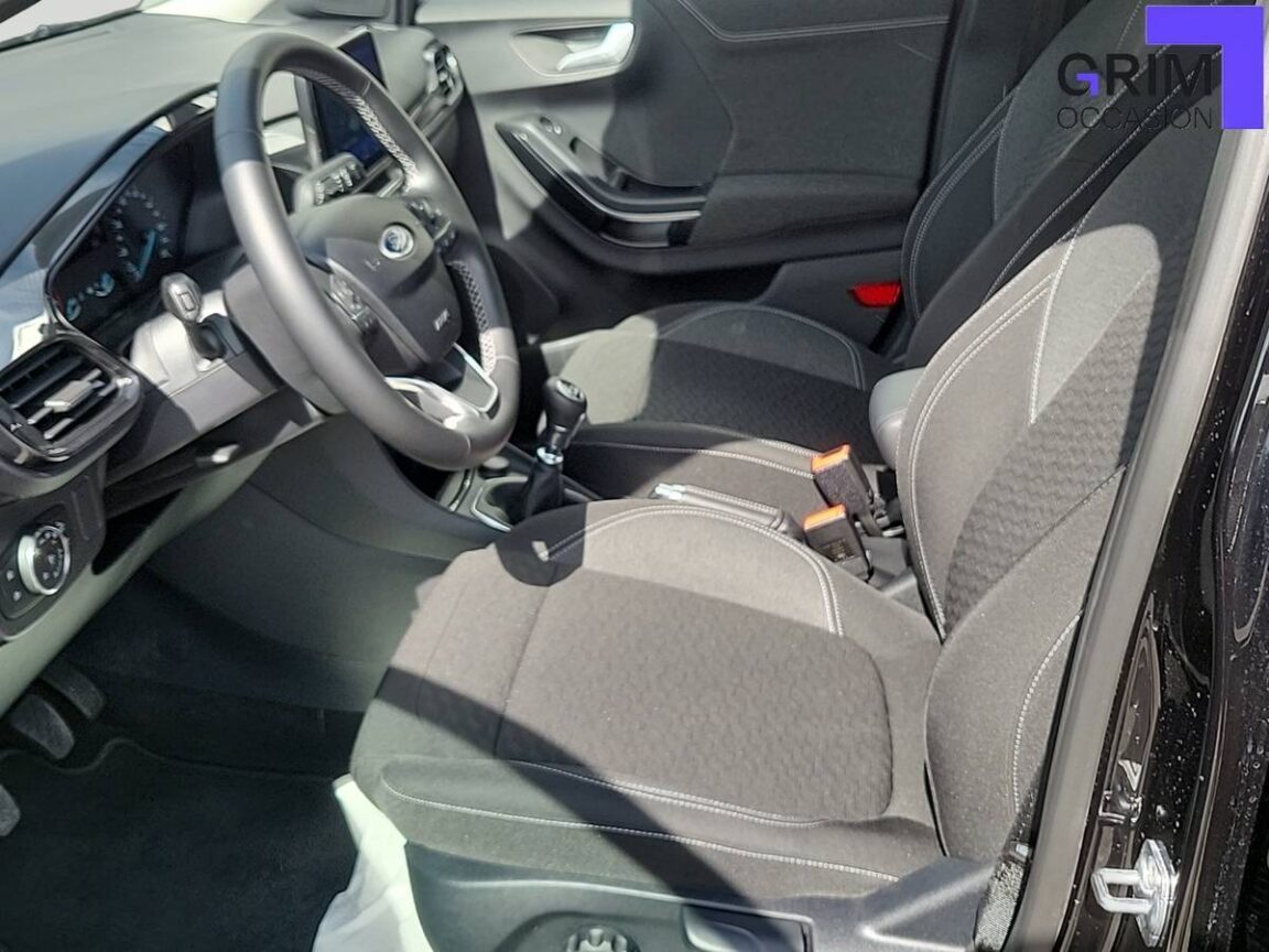 ford puma flexifuel ch mhev ss bvm titanium business