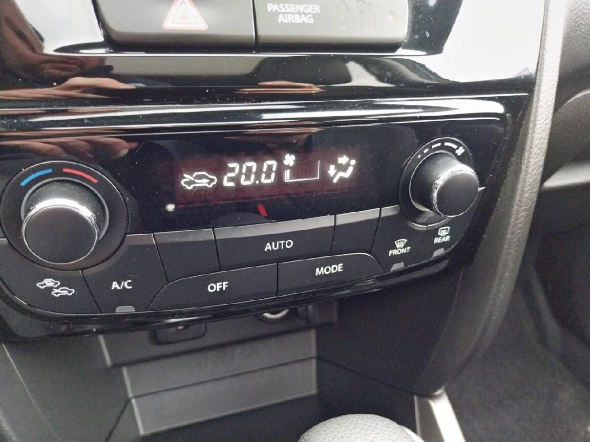 suzuki vitara dualjet hybrid auto style