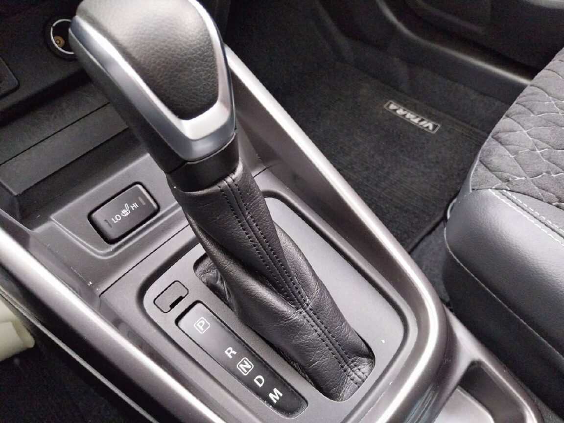 suzuki vitara dualjet hybrid auto style