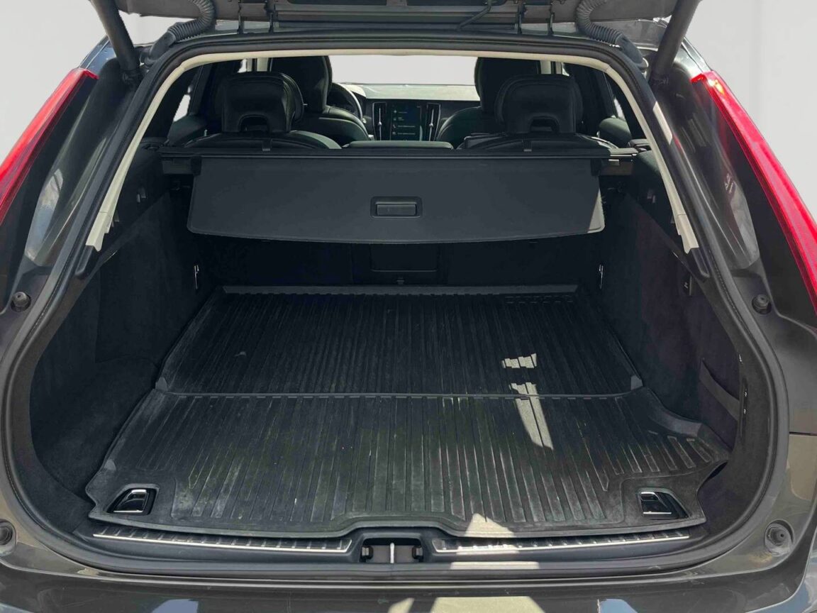 volvo v cross country d awd adblue ch geartronic cross country