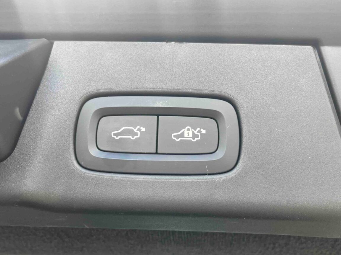 volvo v cross country d awd adblue ch geartronic cross country