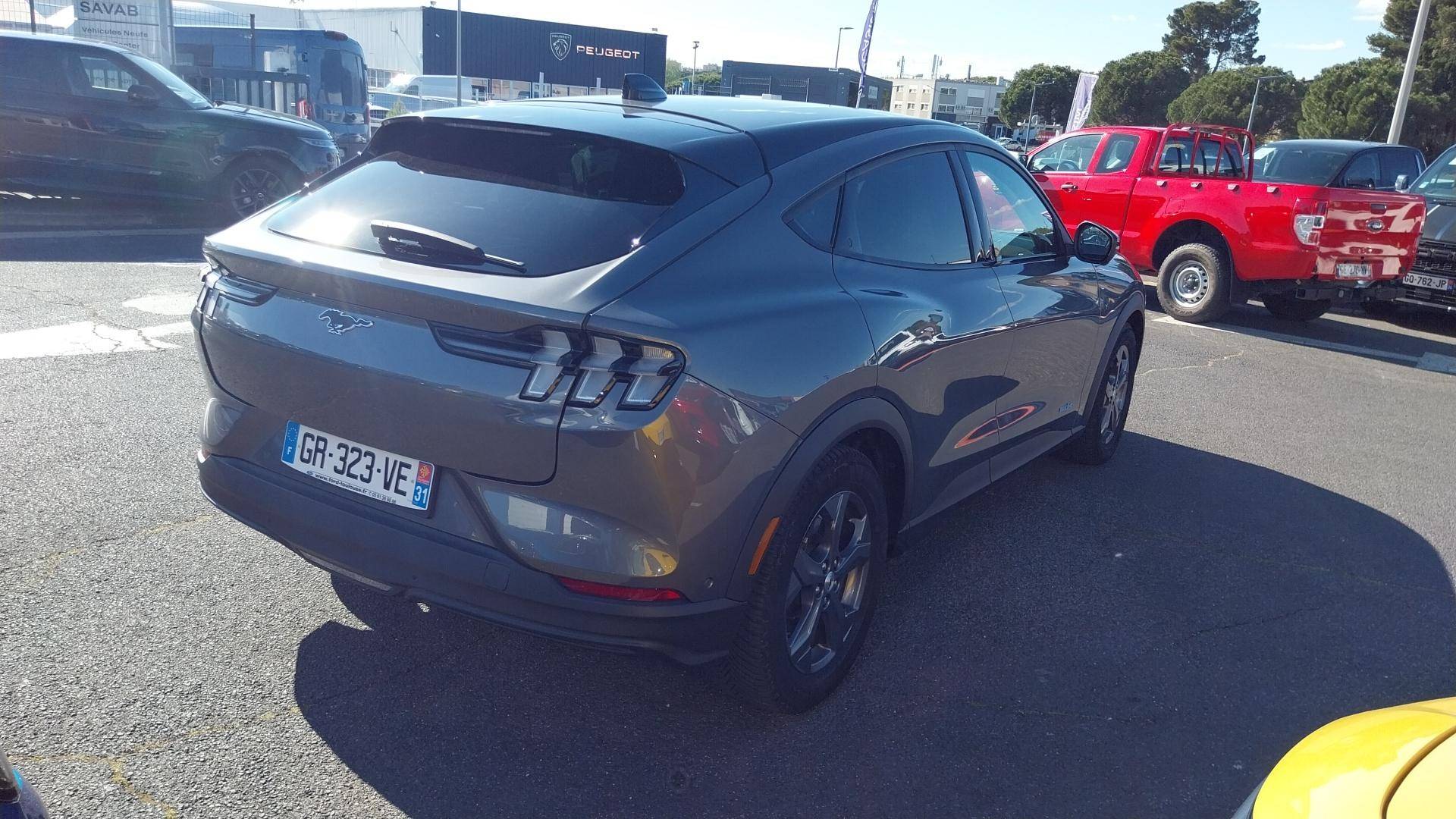 ford mustang mach e standard range kwh ch