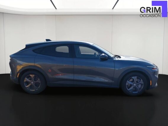 ford mustang mach e standard range kwh ch