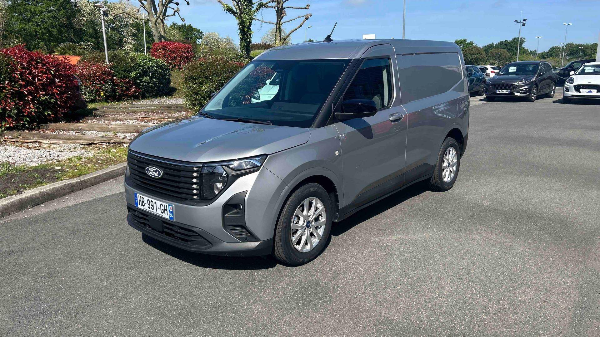 ford transit courier fgn ecoboost dct limited