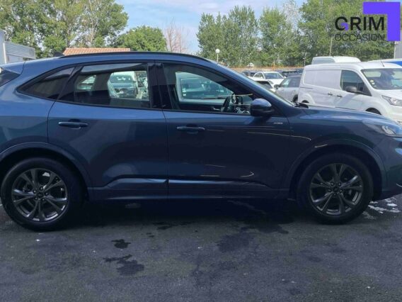 ford kuga duratec ch flexifuel fhev e powershift st line