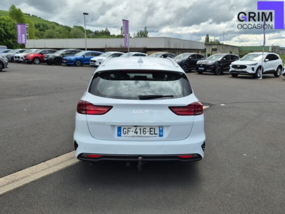 KIA CEEDSW FACEARRIERE