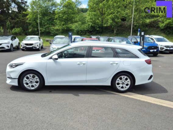 KIA CEEDSW PROFILGAUCHE