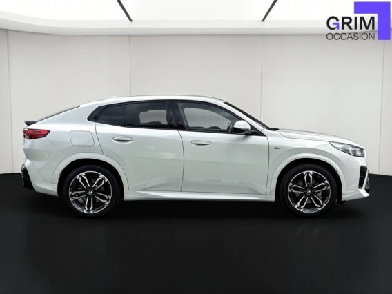bmw x xdrive d ch dkg m sport
