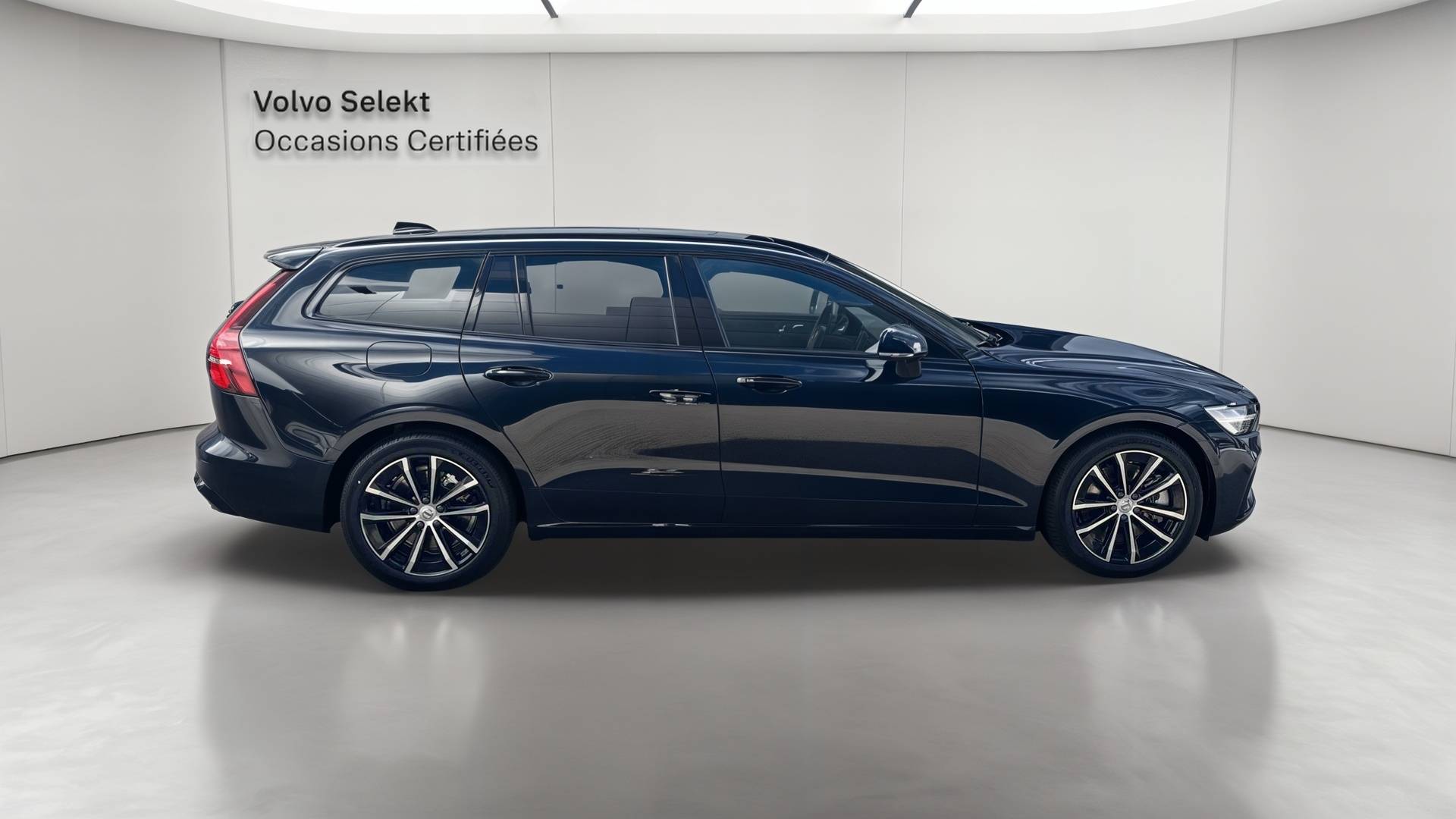 volvo v t hybride rechargeable ch ch awd geartronic plus style dark