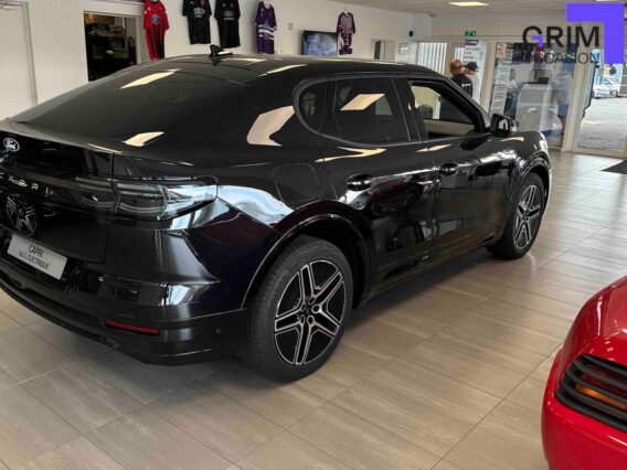 ford capri awd extended range kwh ch pack premium