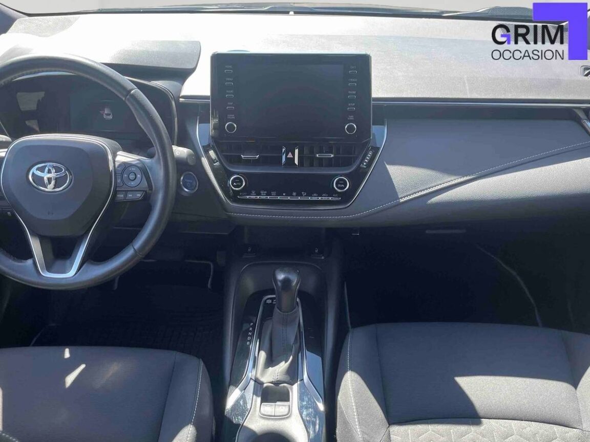 toyota corolla touring sports pro hybride h dynamic business stage hybrid academy