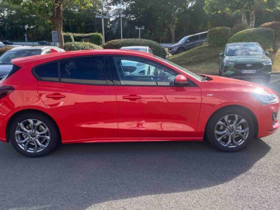 ford focus ecoboost ss mhev powershift st line style