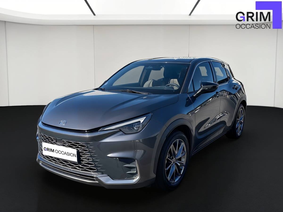 lexus lbx wd elegant