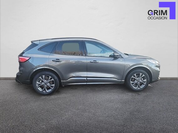 FORD KUGA PROFILDROIT