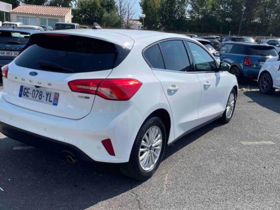 ford focus flexifuel ss mhev titanium x business