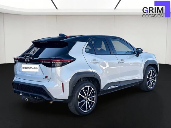 toyota yaris cross hybride h wd gr sport