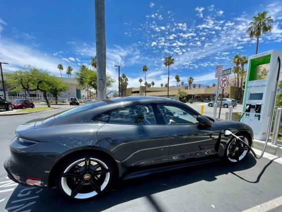 voiture electrique vacances
