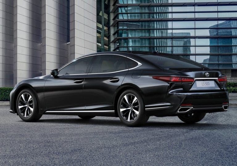 Lexus LS