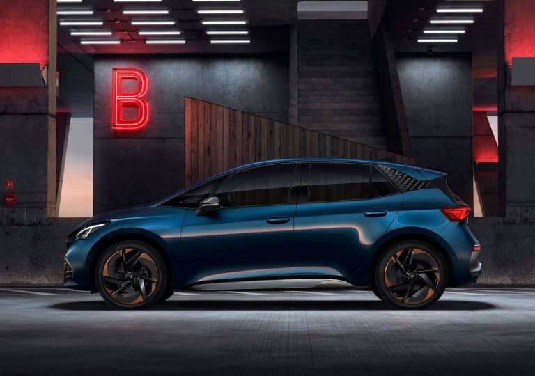 Ligne de profil Cupra Born occasion